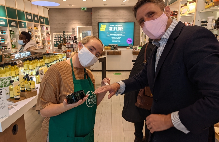 Ben Meeting Staff At The Body Shop MK