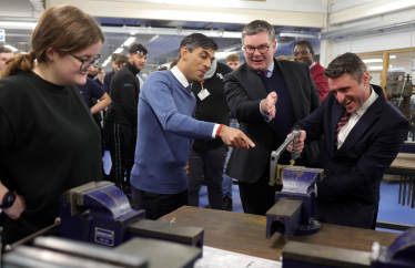 Ben Everitt MP with the Prime Minister Rishi Sunak meeting apprentices at Milton Keynes College